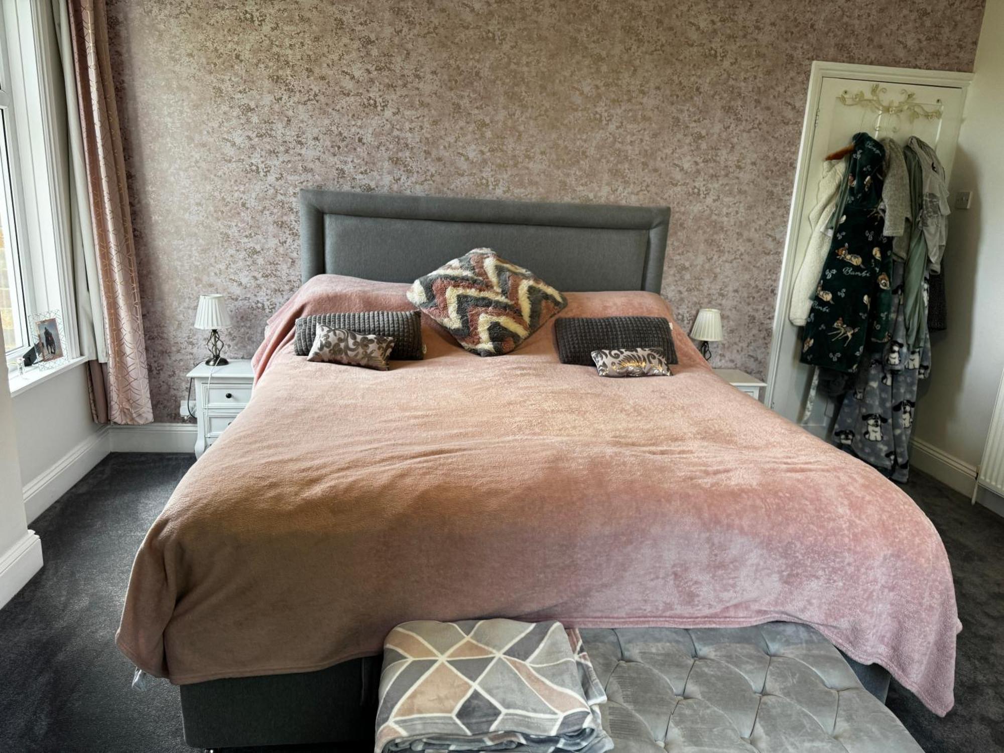 Luxury Isla Cottages, Bourne! Dog-Friendly, Countryside Views, Garden, Parking, 5Mins Pubs - Family Holiday Chambre photo